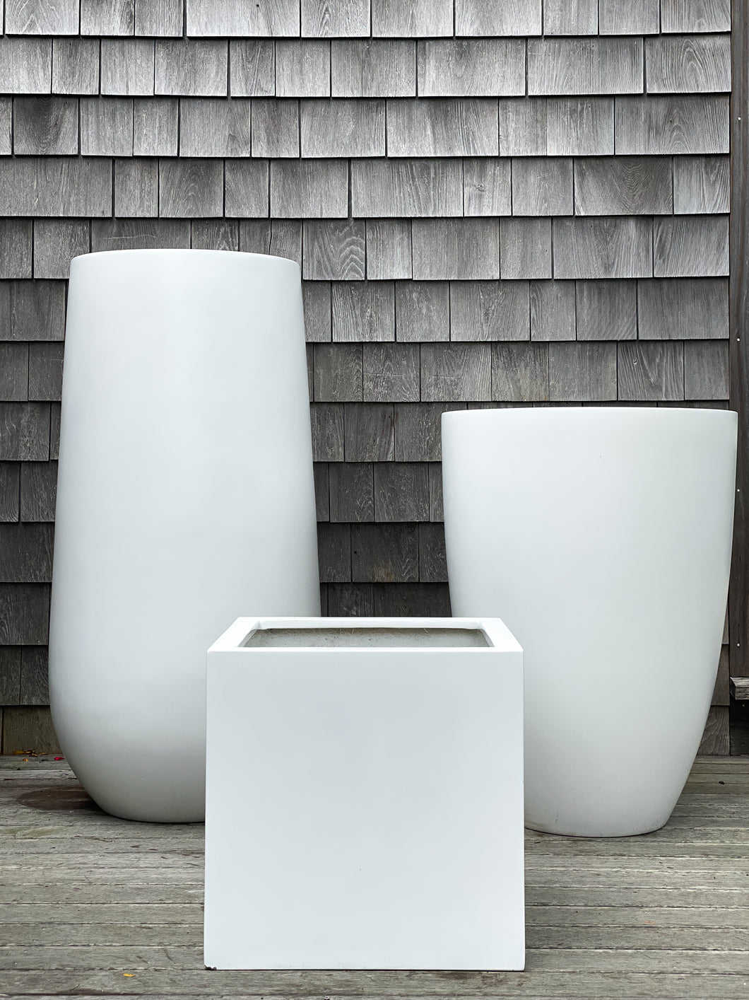 White Contemporary Composite Pots